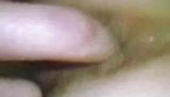 Increíble Koda Riri gime con dos pollas en ella