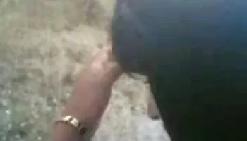 Asiático oriental colegiala recompensa su COÑO