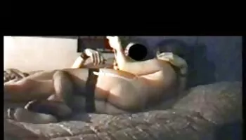 Bodybuilder Cop Masturbándose
