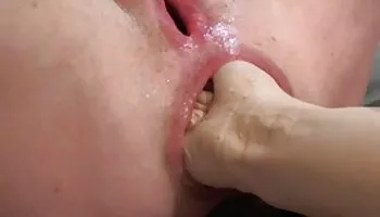 Ariane De Briho, Escena 01